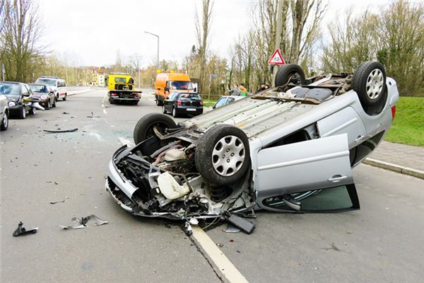 梦见交通事故是什么意思 梦见交通事故是什么意思