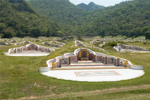 梦见死去的叔叔