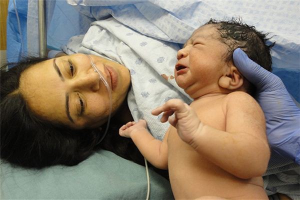 梦到姐姐生孩子 梦到姐姐生孩子