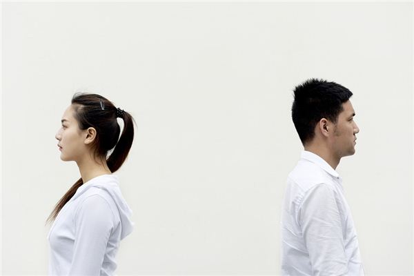 梦到跟老公吵架闹离婚 梦到跟老公吵架闹离婚