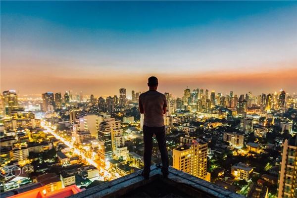 梦见小孩坠楼是什么意思 梦见小孩坠楼是什么意思