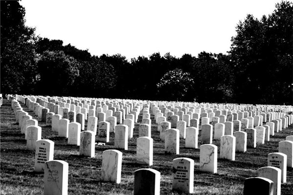 梦见死很多人是什么意思 梦见死很多人是什么意思