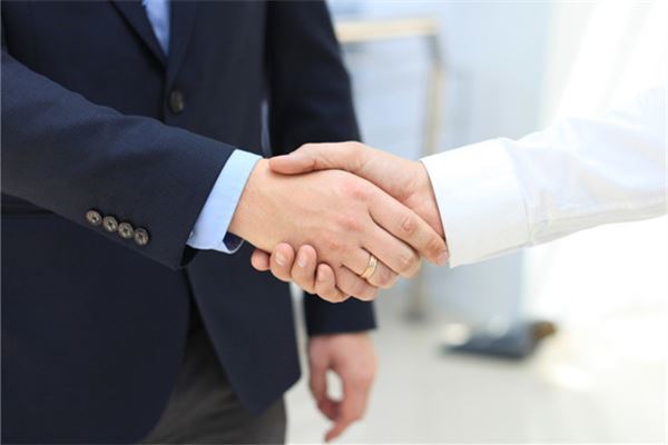  生肖鸡跟生肖马合财吗《生肖鸡跟生肖马合财吗女》 生肖运势