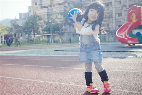  姓詹带羽字女孩取名字《姓詹带羽字女孩取名字大全》 姓名配对