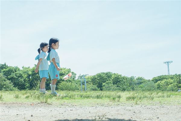  姓齐带娅字女孩取名字《姓齐带娅字女孩取名字大全》 姓名配对