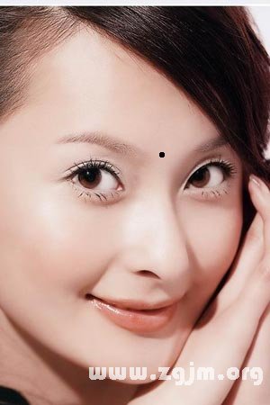 面部的桃花痣都长在哪里