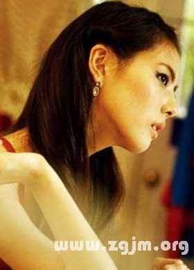 从面相看女人的财运图