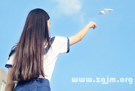 情侣qq网名一对超幸福的,你有我喜欢的小脾气