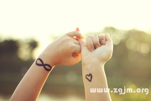 情侣网名霸气 字少潮流范儿 至少曾狠狠爱过