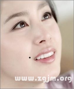 痣的位置与命运图:10、女人脸上的桃花痣大全