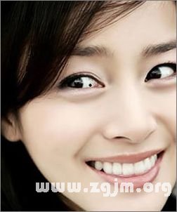 痣的位置与命运图:10、女人脸上的桃花痣大全