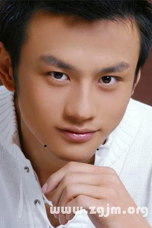 痣的位置与命运图:16、男人脸上的大富大贵痣