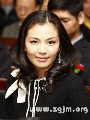 嫁入豪门的女明星面相