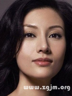 嫁入豪门的女明星面相
