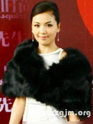 嫁入豪门的女明星面相