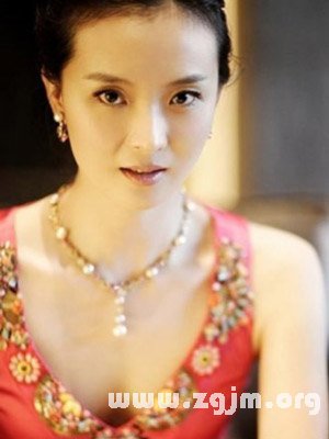 嫁入豪门的女明星面相